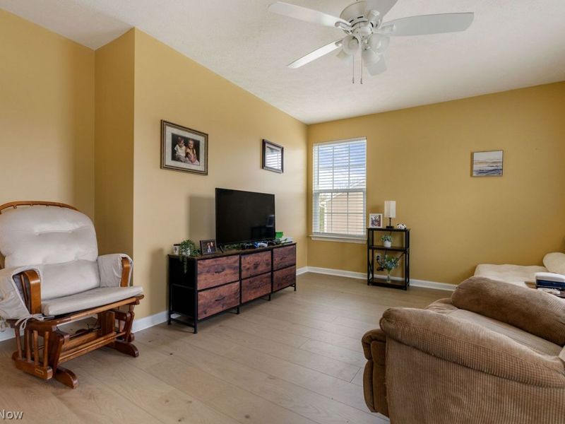 3627 Lake Center Street NW, Uniontown, OH 44685 Photo 14