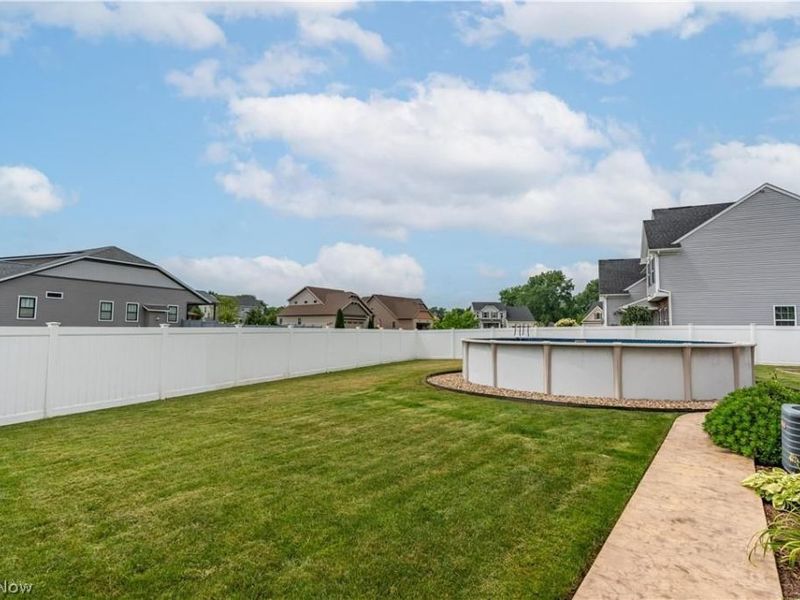 3627 Lake Center Street NW, Uniontown, OH 44685 Photo 32