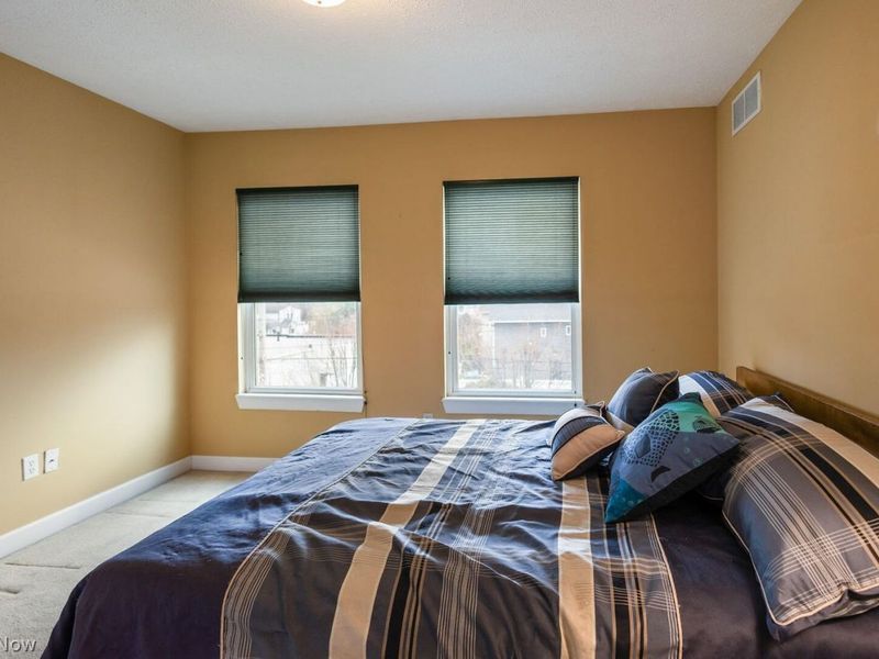 3686 E 65th Street, Cleveland, OH 44105 Photo 24