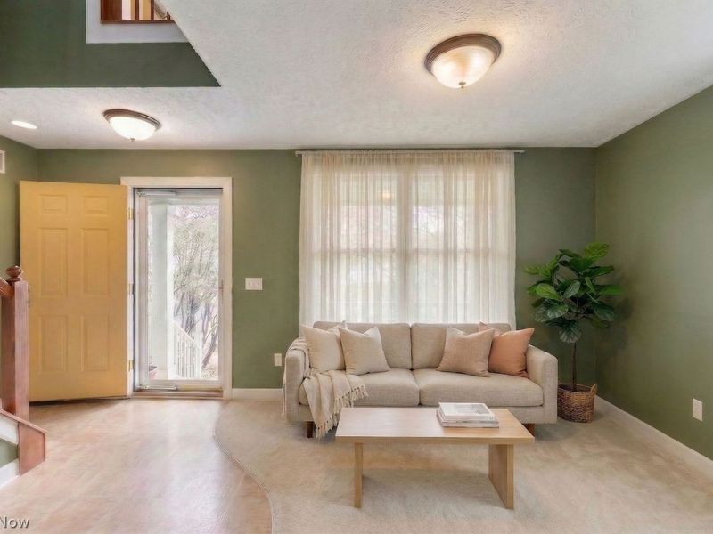 3686 E 65th Street, Cleveland, OH 44105 Photo 4