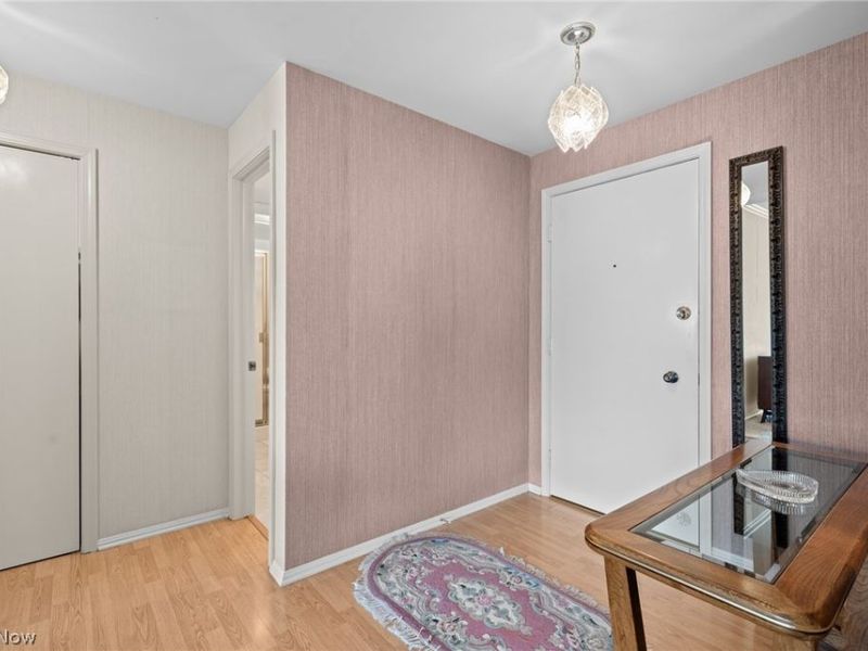 25805 Fairmount Boulevard, Unit 304, Beachwood, OH 44122 Photo 10