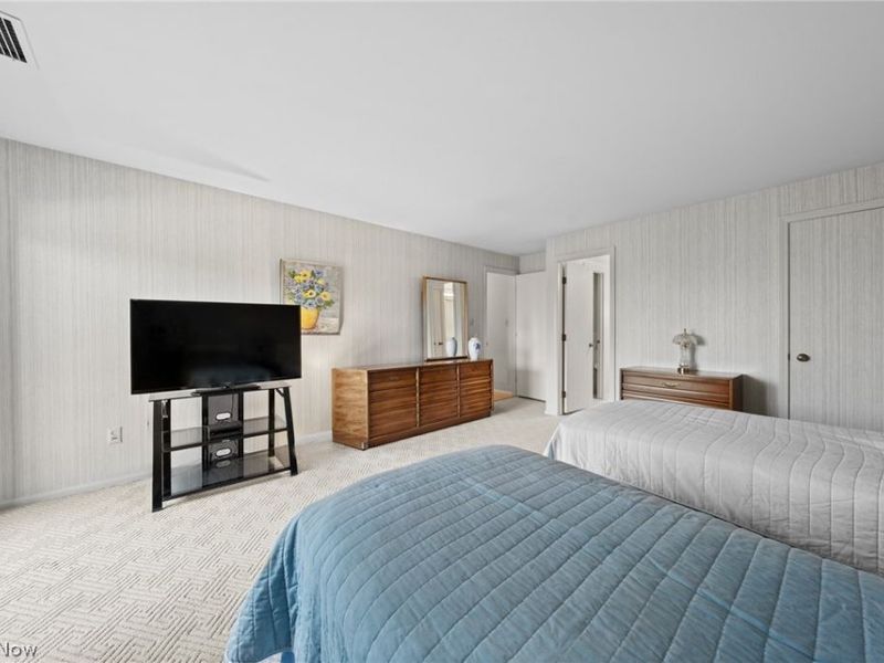 25805 Fairmount Boulevard, Unit 304, Beachwood, OH 44122 Photo 27