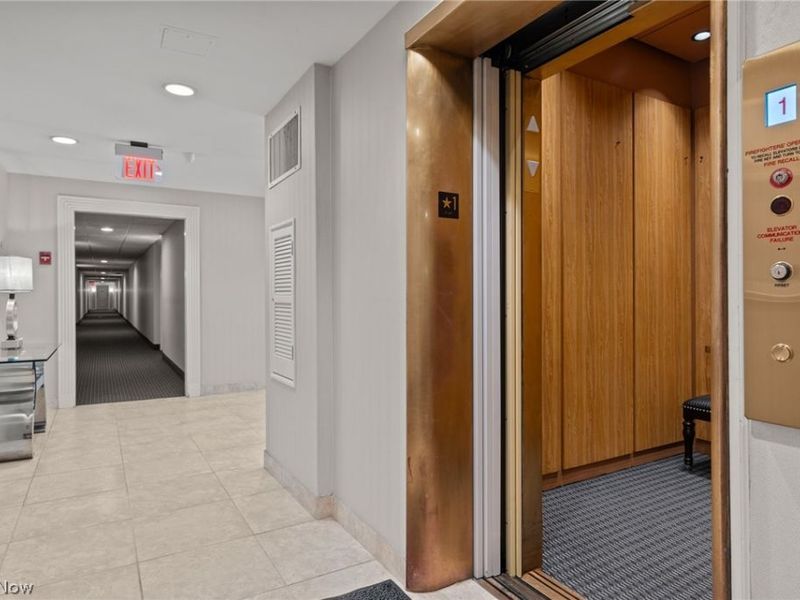 25805 Fairmount Boulevard, Unit 304, Beachwood, OH 44122 Photo 6