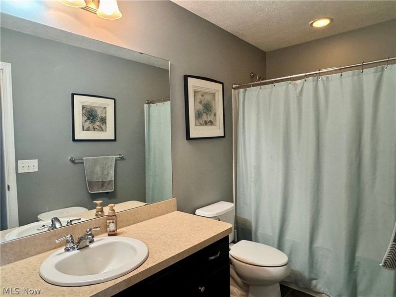 9011 Wyllys Drive, North Ridgeville, OH 44039 Photo 32