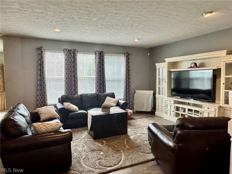 9011 Wyllys Drive, North Ridgeville, OH 44039 Photo 9