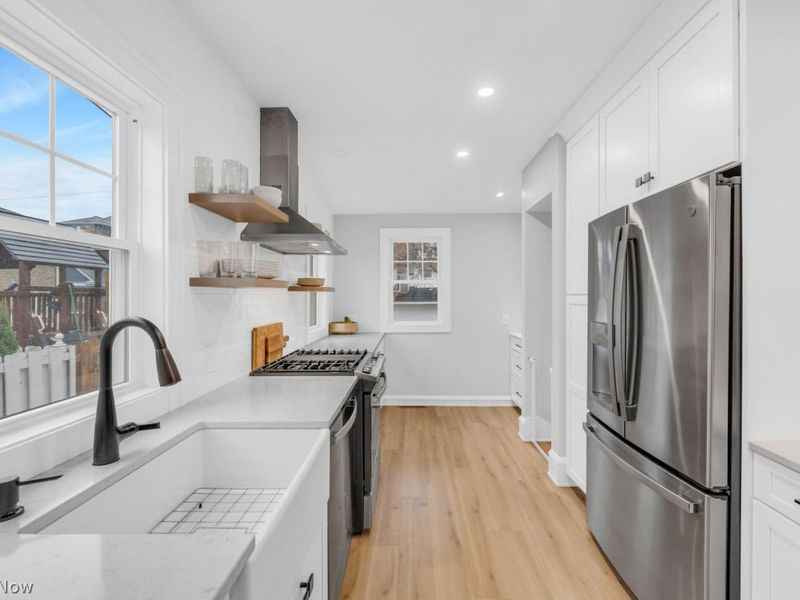 1055 Cliffdale Avenue, Lakewood, OH 44107 Photo 14