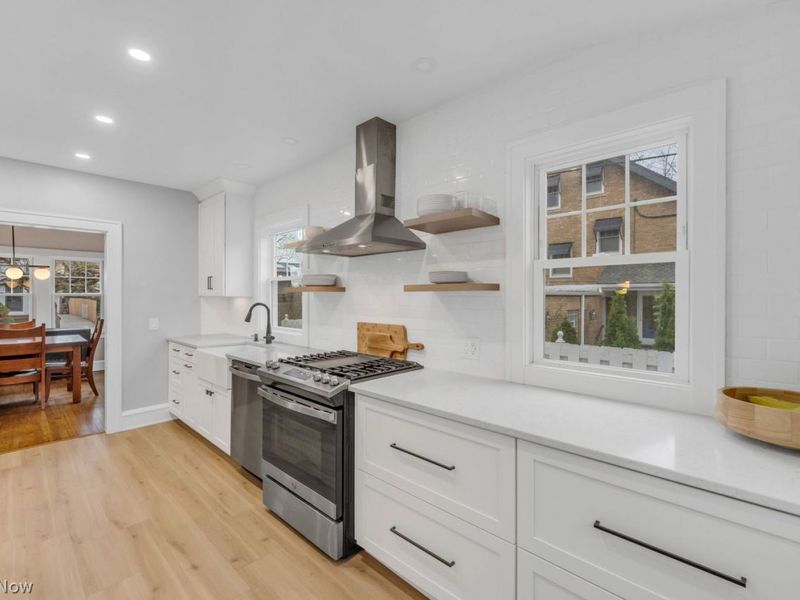 1055 Cliffdale Avenue, Lakewood, OH 44107 Photo 15