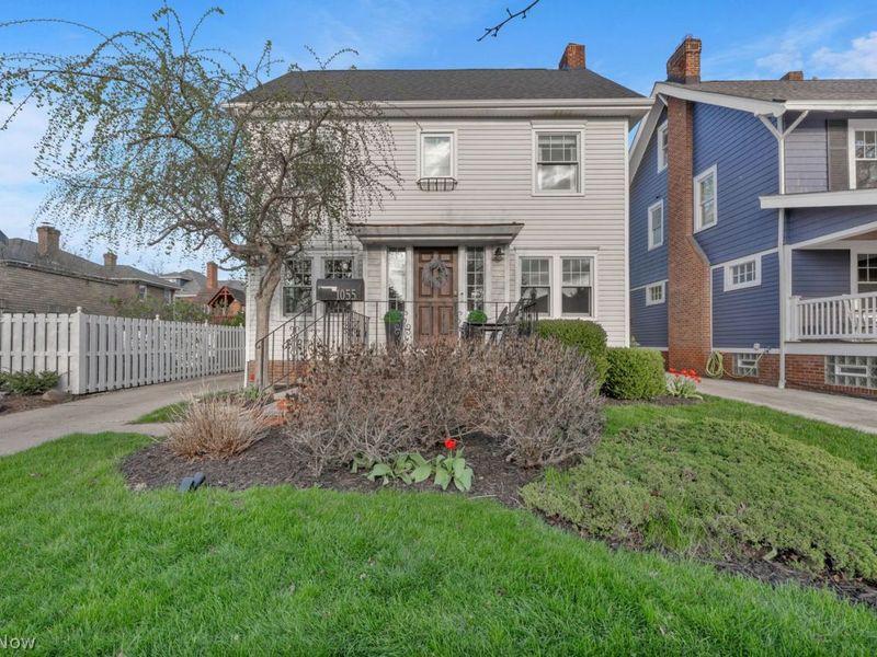 1055 Cliffdale Avenue, Lakewood, OH 44107 Photo 2