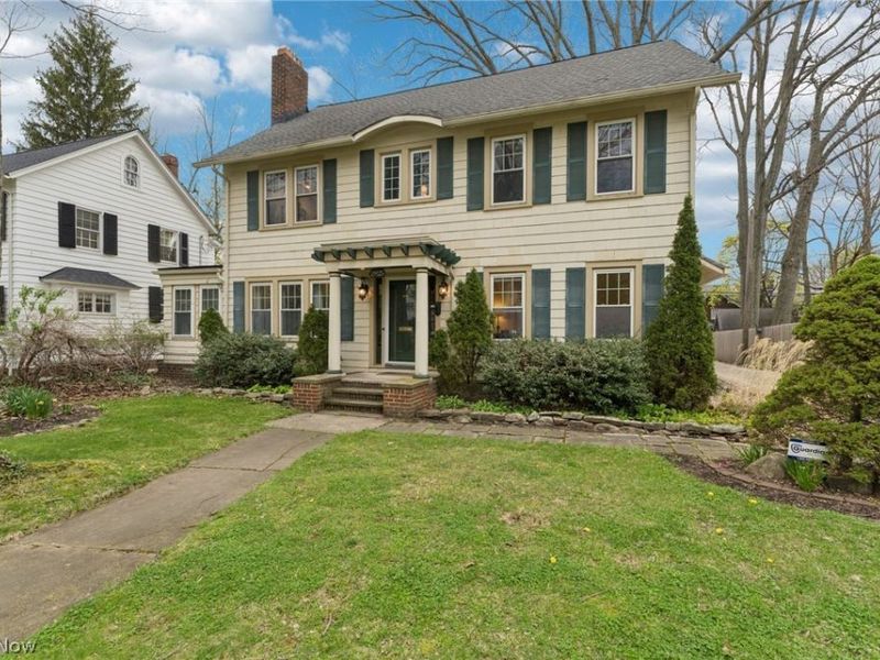 2925 E Overlook Road, Cleveland Heights, OH 44118 Photo 1