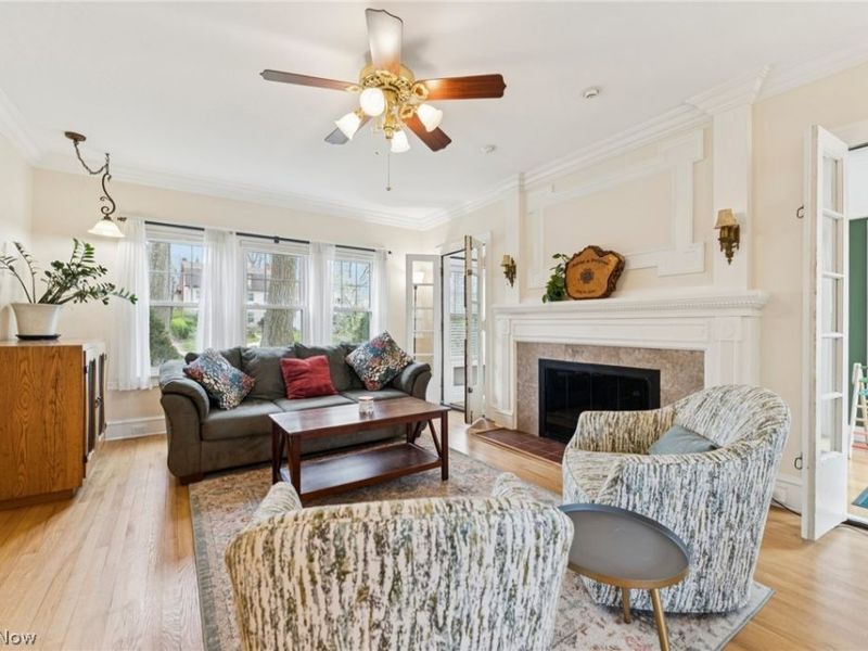 2925 E Overlook Road, Cleveland Heights, OH 44118 Photo 3