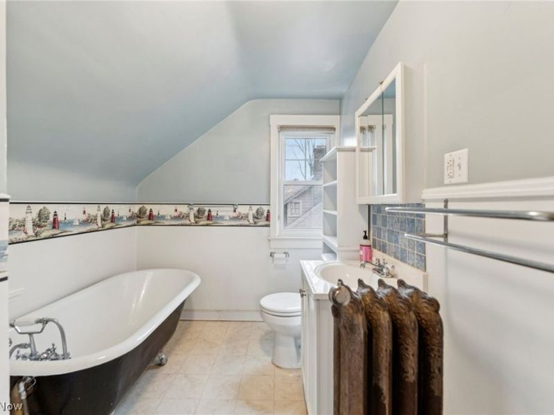 2925 E Overlook Road, Cleveland Heights, OH 44118 Photo 33