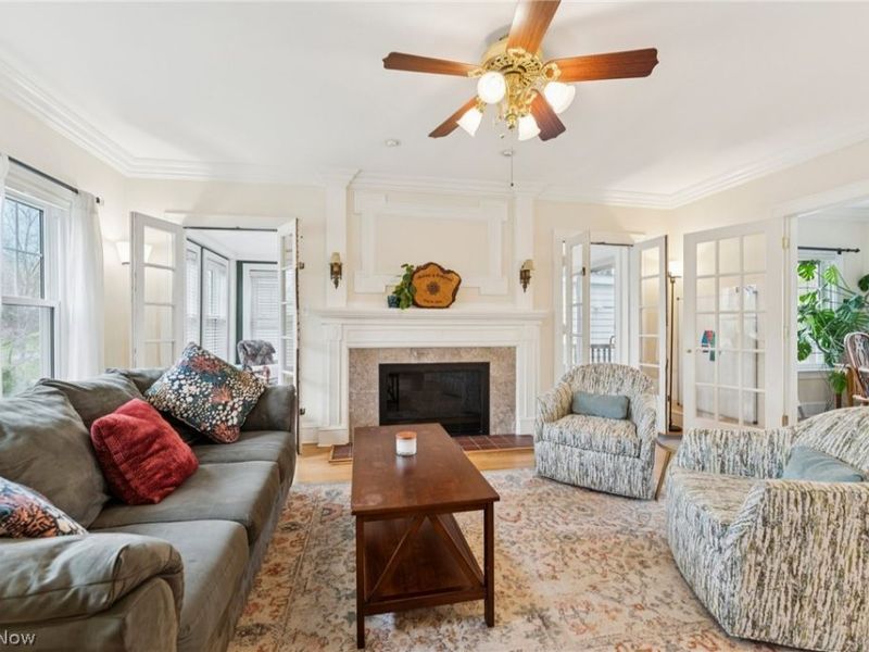 2925 E Overlook Road, Cleveland Heights, OH 44118 Photo 4