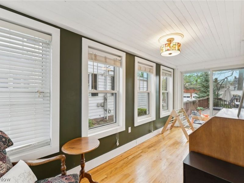 2925 E Overlook Road, Cleveland Heights, OH 44118 Photo 6