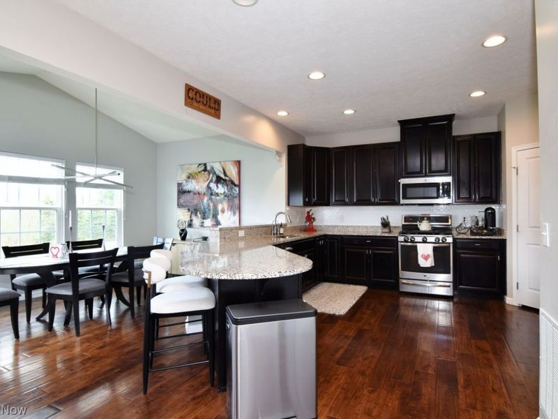 10352 Fox Hollow Circle, Twinsburg, OH 44087 Photo 11