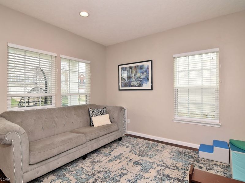 10352 Fox Hollow Circle, Twinsburg, OH 44087 Photo 5