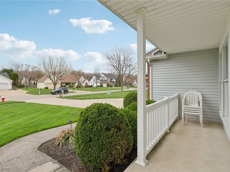 35877 Wyndemere Way, Avon, OH 44011 Photo 2