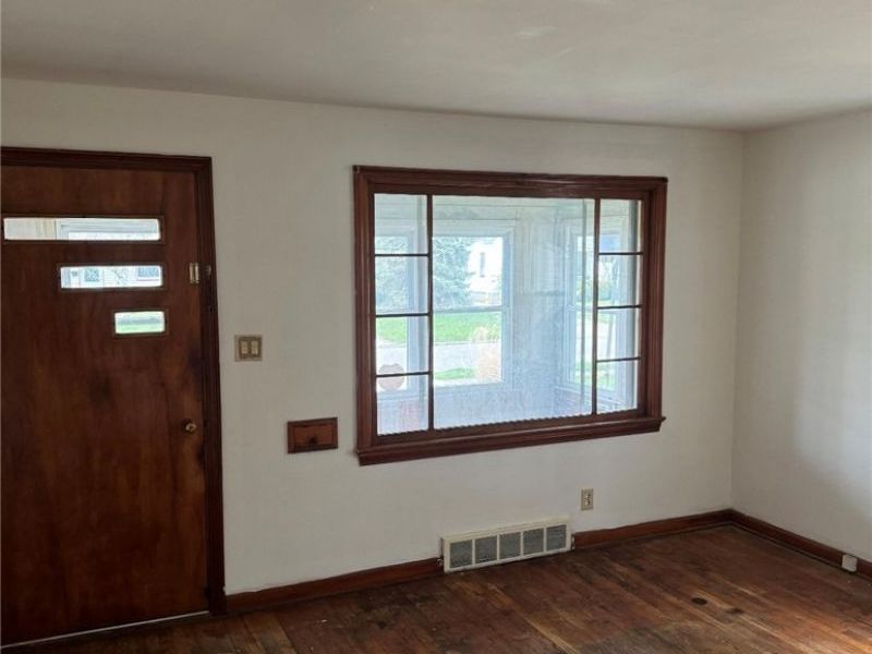 727 Wilbur Avenue, Youngstown, OH 44502 Photo 2