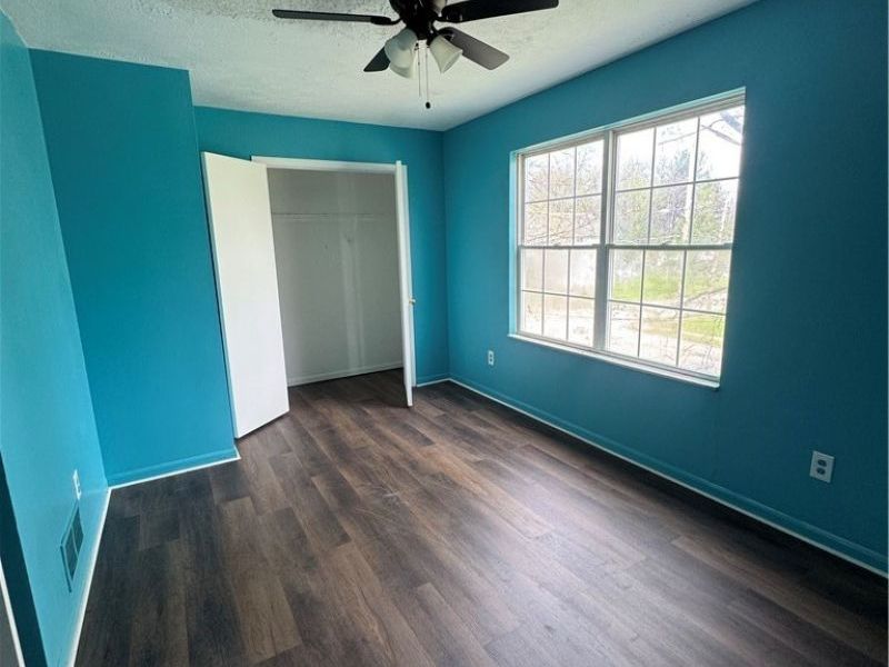 359 W Chalmers Avenue, Youngstown, OH 44511 Photo 11