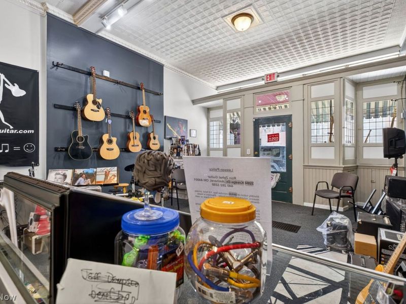 215 Church Street, Amherst, OH 44001 Photo 6