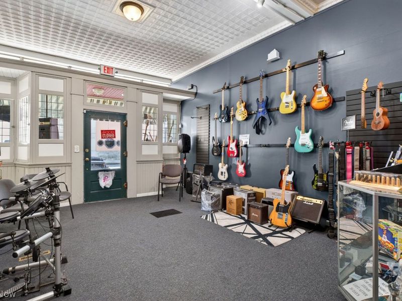 215 Church Street, Amherst, OH 44001 Photo 7