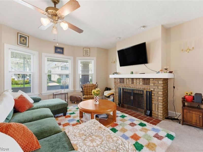 2087 Chesterland Avenue, Lakewood, OH 44107 Photo 3