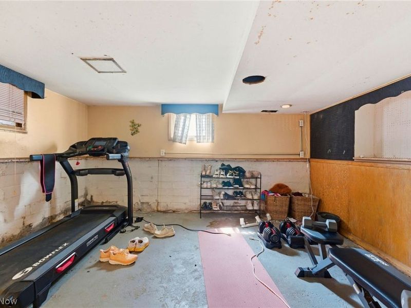 2087 Chesterland Avenue, Lakewood, OH 44107 Photo 39