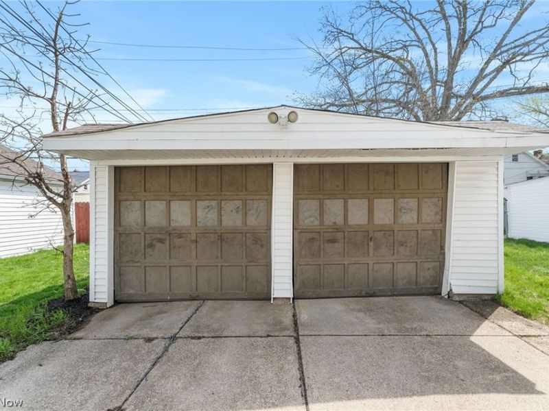 2087 Chesterland Avenue, Lakewood, OH 44107 Photo 45