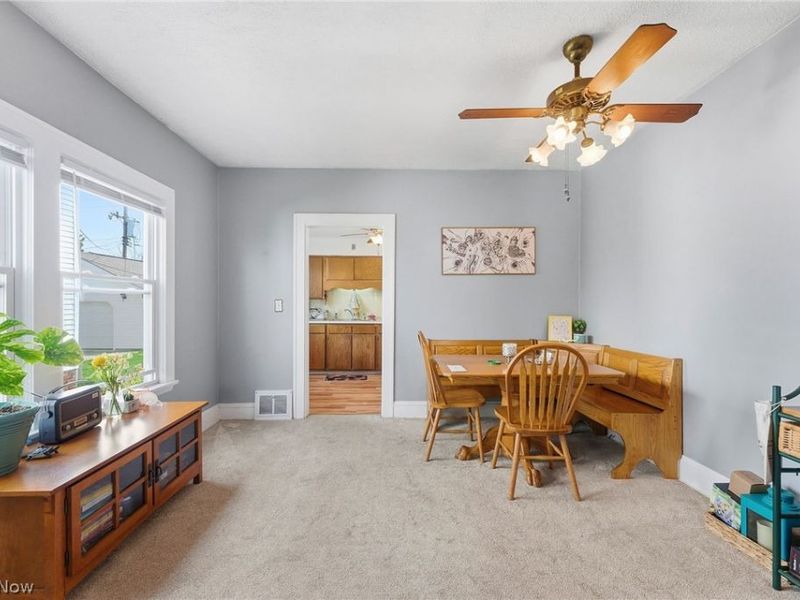 2087 Chesterland Avenue, Lakewood, OH 44107 Photo 7