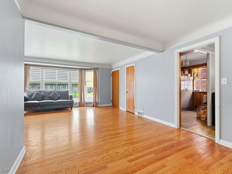 19829 Winslow Road, Shaker Heights, OH 44122 Photo 14