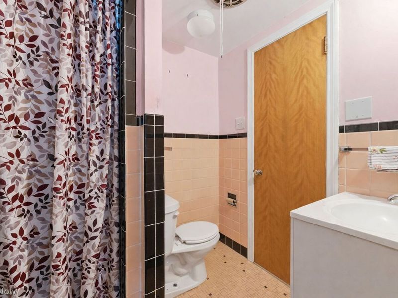 19829 Winslow Road, Shaker Heights, OH 44122 Photo 9