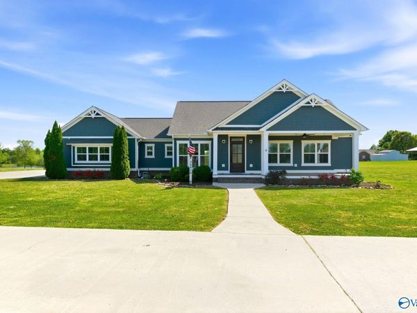 26856 Pepper Road, Athens, AL 35613