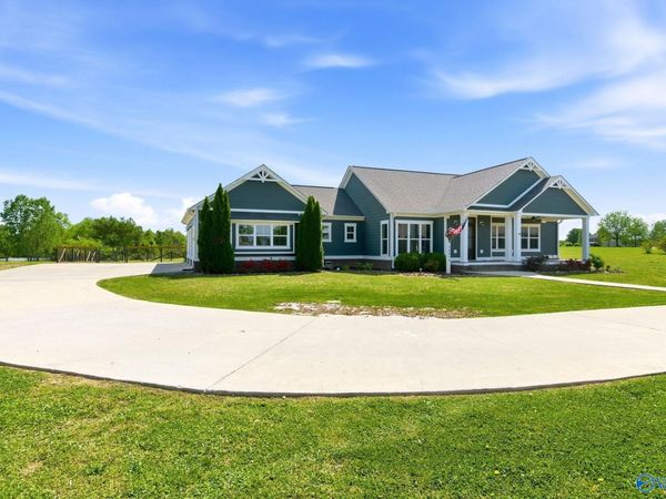 26856 Pepper Road, Athens, AL 35613