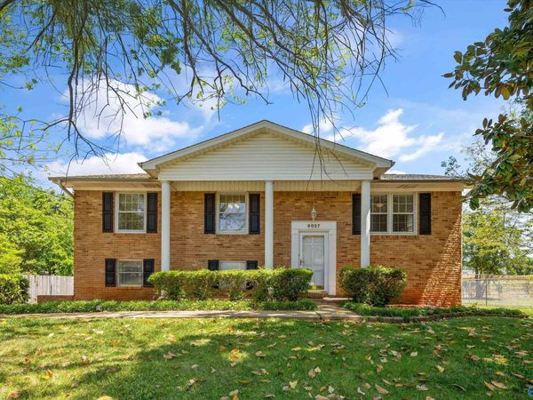 9027 Craigmont Road, Huntsville, AL 35802