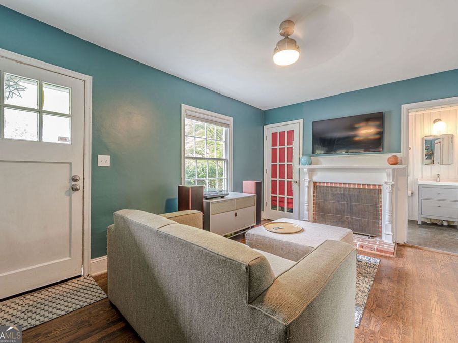 Property Image 8