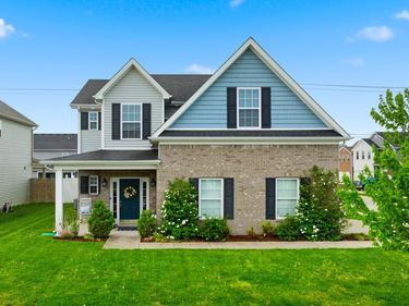 2664 Wigginton Point, Lexington, KY 40511