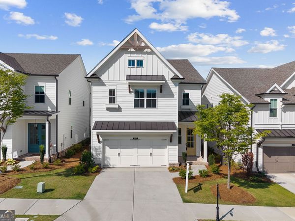 637 Skytop Drive, Cumming, GA 30040