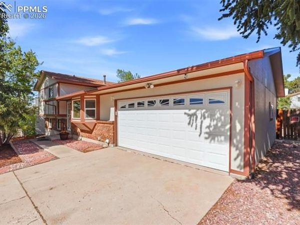 5346 Galena Drive, Colorado Springs, CO 80918
