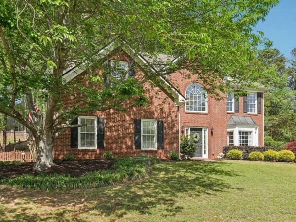 605 Silverberry Lane, Sugar Hill, GA 30518