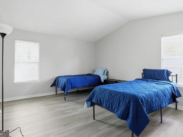 5420 Forest Downs Circle, College Park, GA 30349