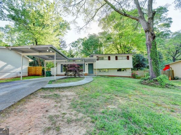 3458 Chestnut Drive, Atlanta, GA 30340