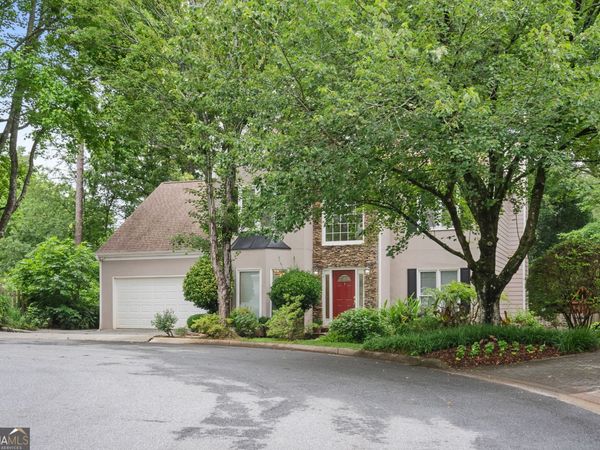 2652 Willow Cove, Decatur, GA 30033