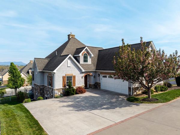 1780 HERITAGE ESTATES CIR, HARRISONBURG, VA 22801