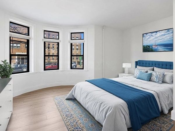 864 Huntington Ave, Unit 1, Boston, MA 02115