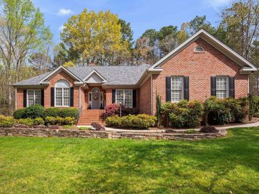 3744 Duxford, Raleigh, NC 27614