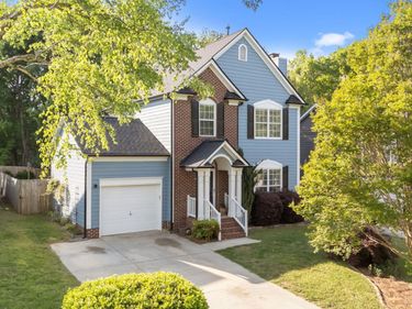 1009 Starkland Way, Holly Springs, NC 27540