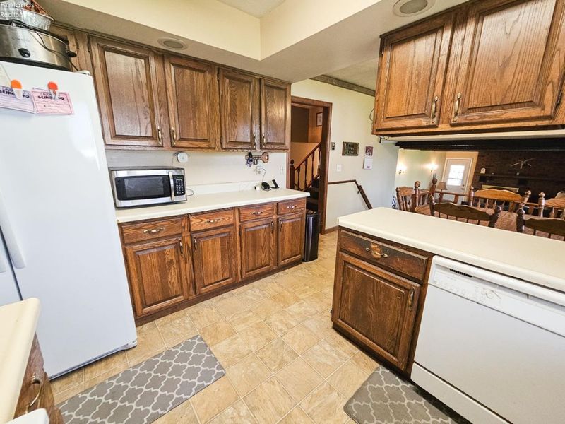 1440 W Cole Road, Fremont, OH 43420 Photo 10