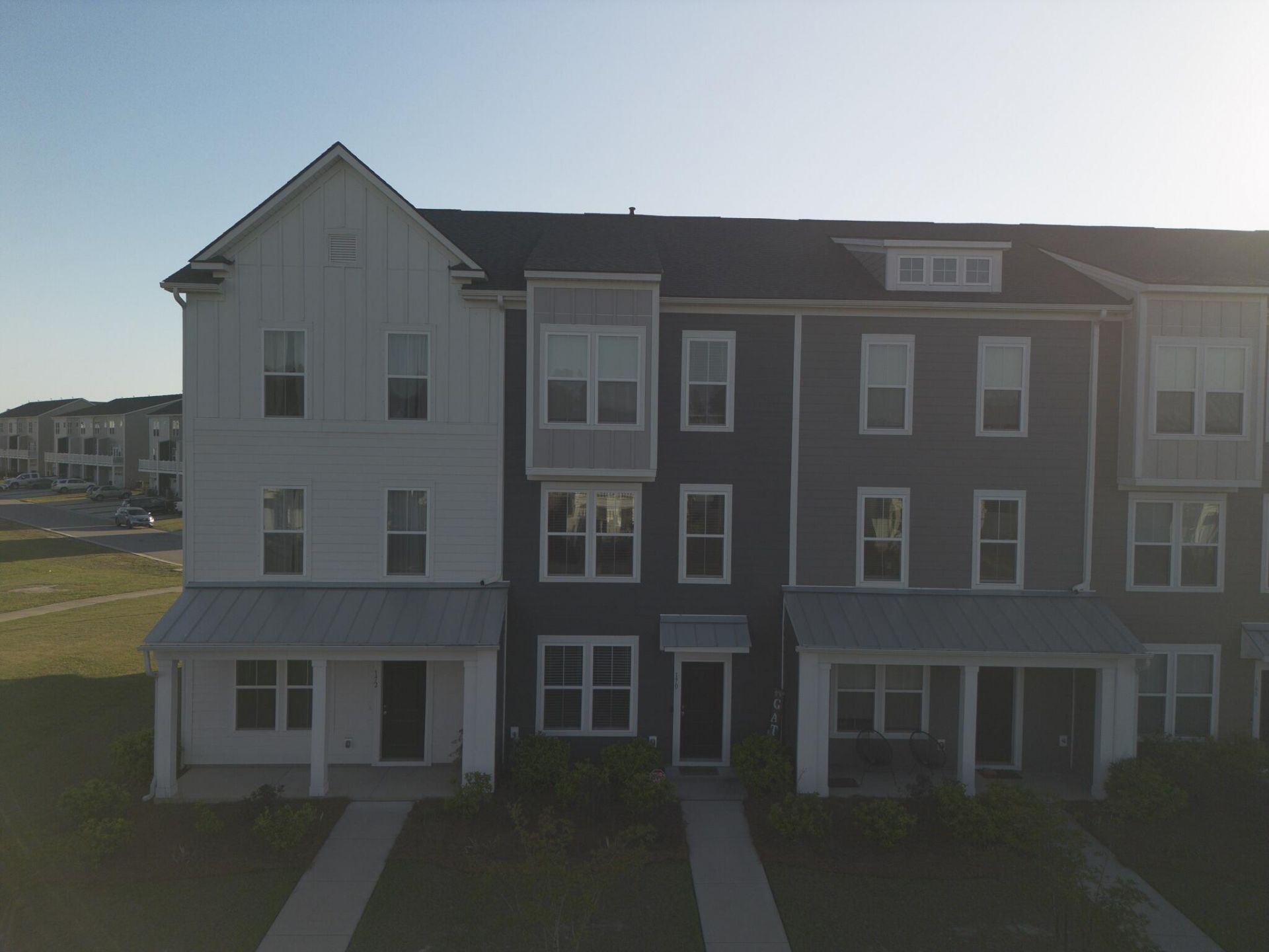 170 Yorkshire Drive Photo 24