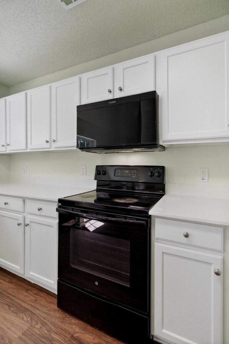 125 Avalon Road Photo 11