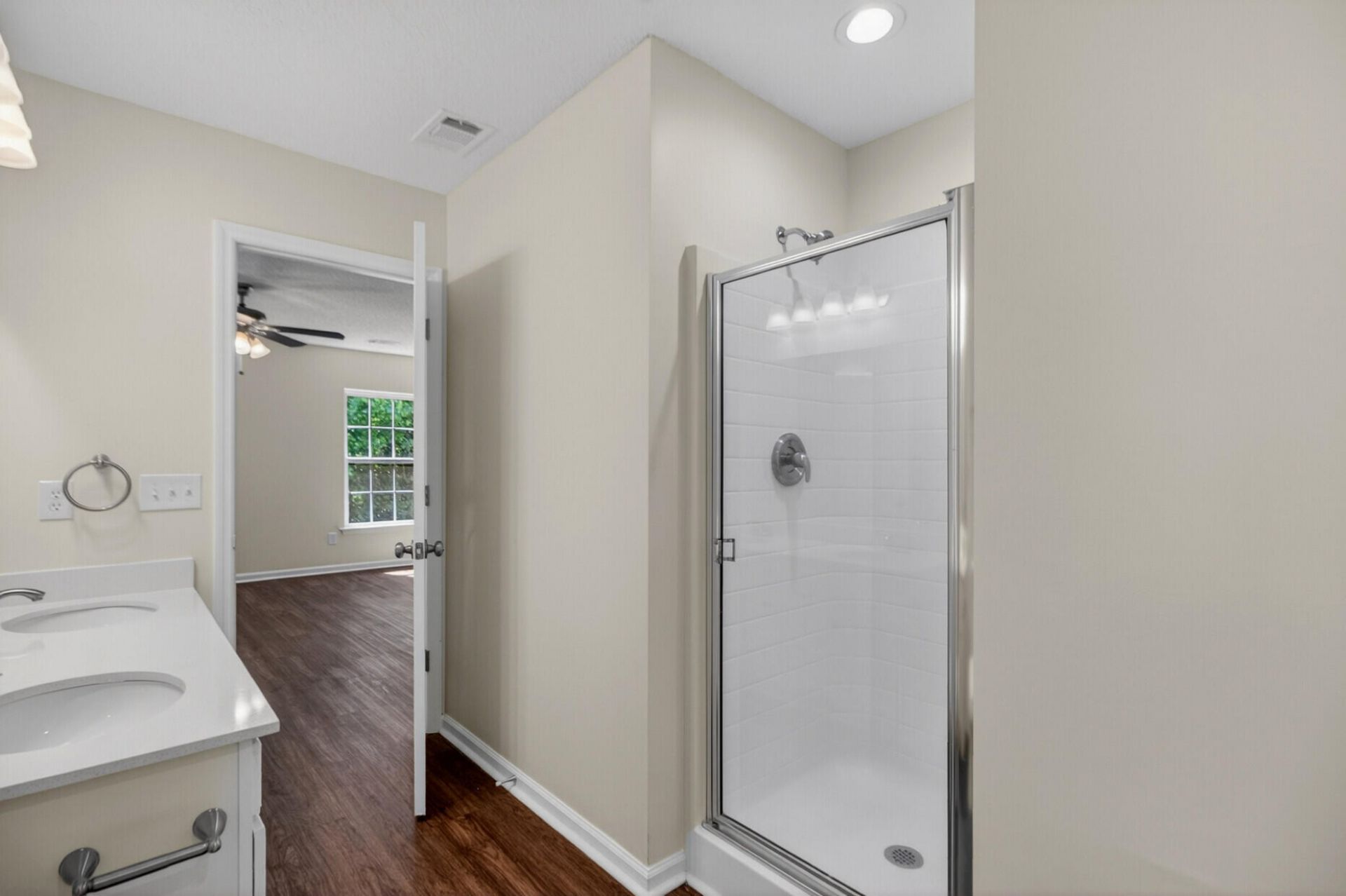 125 Avalon Road Photo 20