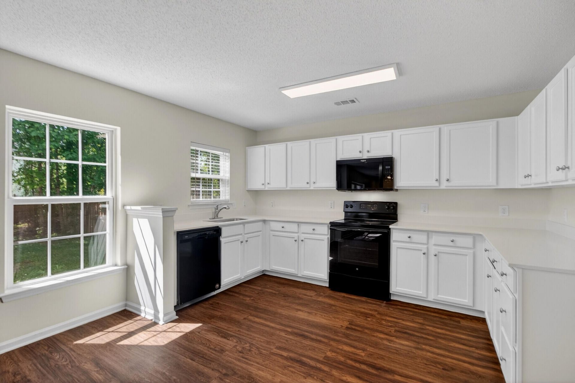 125 Avalon Road Photo 9